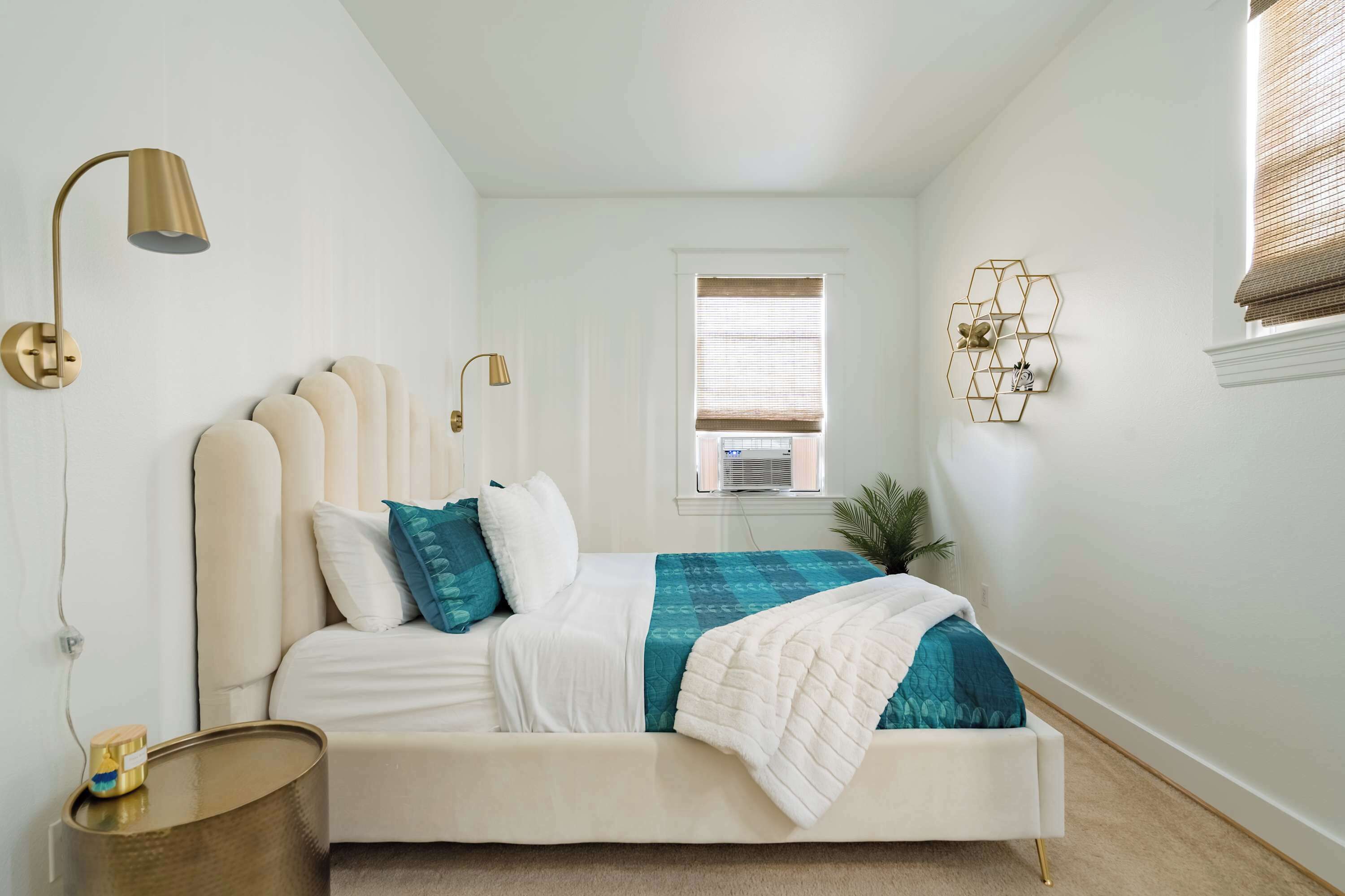 1 bedroom, iron/ironing board, travel cot, WiFi