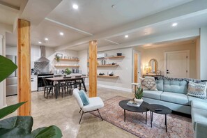 TV, offices - Modern Spanish 3BR | Steps to Mississippi (Portland)