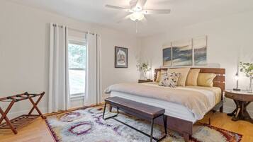 4 bedrooms, travel crib, free WiFi, bed sheets