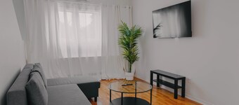 Lum The Queen - Superior One-Bedroom Apartment