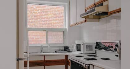 Lum The Queen - Superior One-Bedroom Apartment