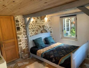 3 bedrooms, WiFi, bed sheets - Appartement Avec Jacuzzi (Préchacq-Josbaig)