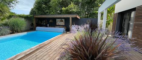 Outdoor pool, a heated pool