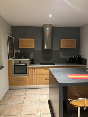 Microwave, oven, stovetop