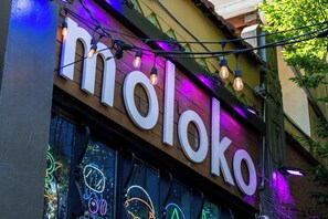 Exterior detail - Alberta Arts - 2BR - Walk to Food, Shops, & Art (Portland)