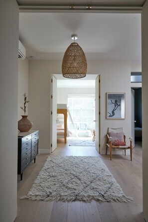 3 室のベッドルーム、WiFi、ベッドシーツ