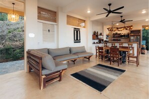 Interior - Luxury Villa with Infinity Pool and Ocean Views (Mazunte)
