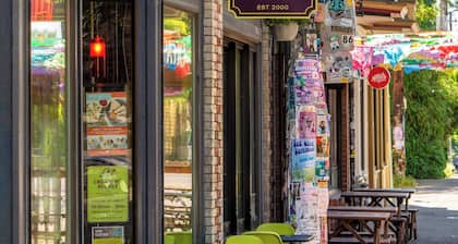 Color Splash - Fast WiFi - Heart of Hawthorne