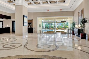 Lobby - MGM Signature Balcony One Bedroom Two Beds Suite (Las Vegas)