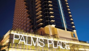 Exterior - Best Strip City Views Balcony Suite No Resort Fee (Las Vegas)