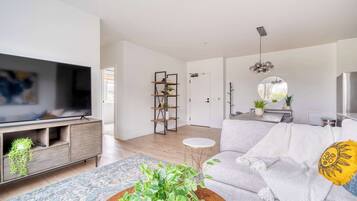 Televisión y oficina