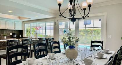 Large Family Pool Home 2.5 Miles To Disney w/3 King Beds!!!
