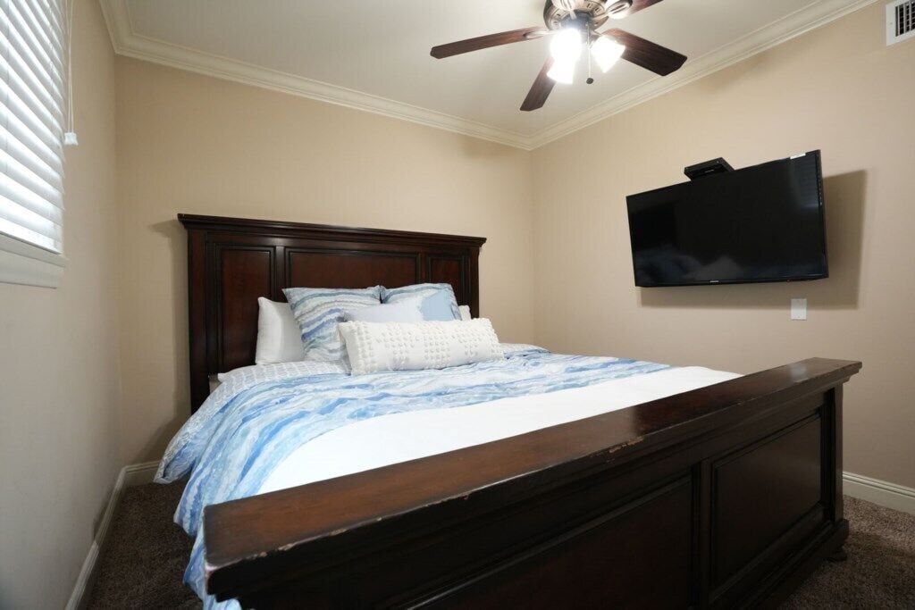 House, Multiple Beds, Pool Access, Pool View (Destination #03) | 5 bedrooms, individually decorated, individually furnished, bed sheets