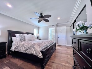 House, Multiple Beds, Pool Access, Pool View (Destination #21) - Destination #21 (Anaheim)