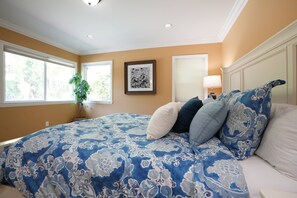 Ház, több ágy, hozzáférés a medencéhez, kilátással a medencére (Destination #11) | 4 hálószoba, egyedi dekoráció, egyedi berendezés és ágynemű