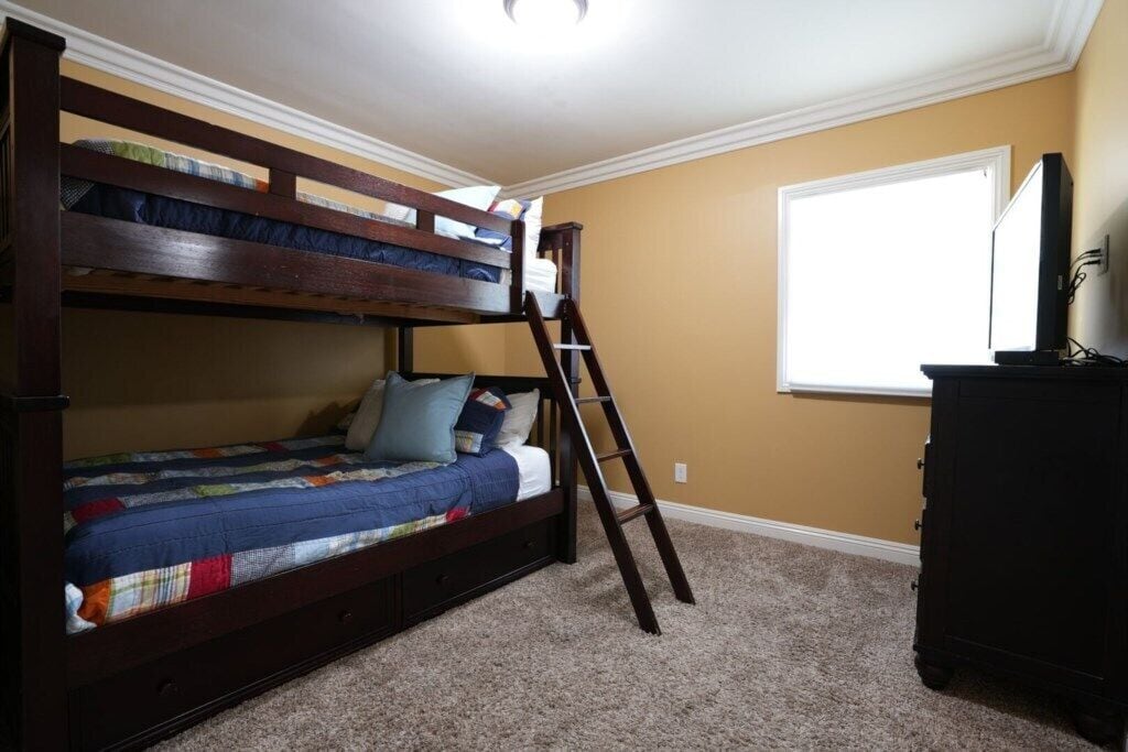 House, Multiple Beds, Pool Access, Pool View (Destination #11) | 4 bedrooms, individually decorated, individually furnished, bed sheets