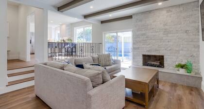 Gorgeous Upgraded 5 Bedroom & 3 Bath Home with pool