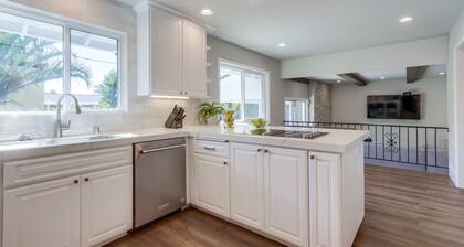 Gorgeous Upgraded 5 Bedroom & 3 Bath Home with pool