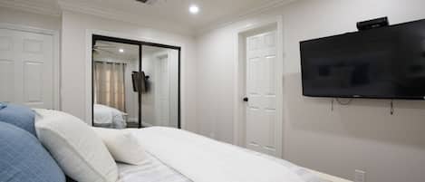 House, Multiple Beds, Pool Access, Pool View (Destination #22) | 5 bedrooms, individually decorated, individually furnished, bed sheets