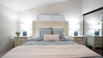 House, Multiple Beds, Pool Access, Pool View (Destination #27) | 5 bedrooms, individually decorated, individually furnished, bed sheets