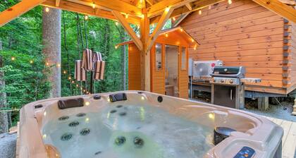 2 Bedroom Cabin in DuPont State Park with Loft, Hot-Tub, and Sauna(Read Rules)