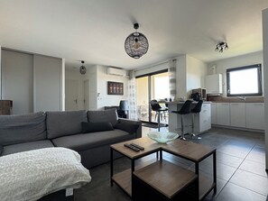 Fernseher, Arbeitsbereiche