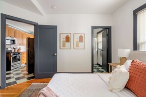 1 bedroom, iron/ironing board, travel crib, WiFi