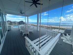 Terrace/patio - FINALEIGH! NEW Beautiful Gulf Front Home on St George Island, Florida (Eastpoint)