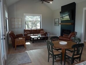 Interior - Spring Branch Cottages "Mountain Laurel" (Comal County)