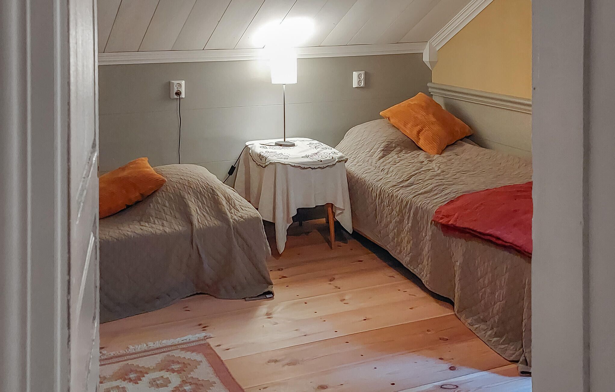 4 bedrooms