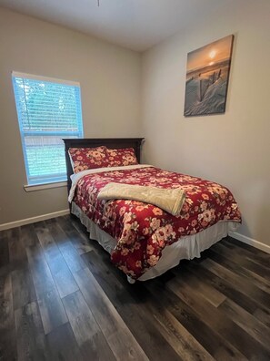 3 chambres, fer et planche à repasser, Wi-Fi