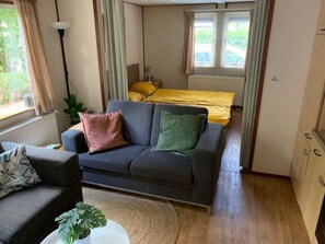 1 bedroom, WiFi - A blend of Serenity and Comfort (Epe)