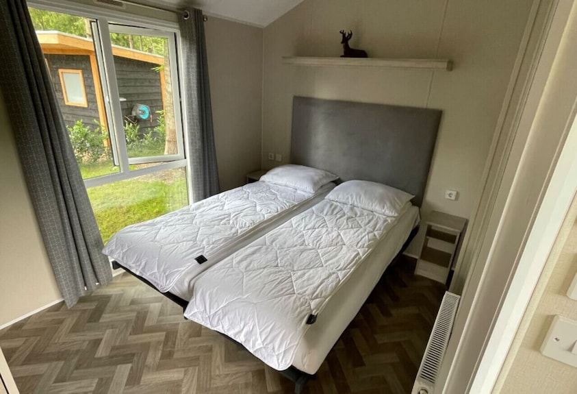 Experience Rustic Charm At `Edelhert` Chalet - Epe