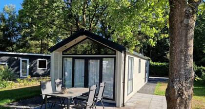 Rustic Chalet `Edelhert` Amidst the Veluwe Forest