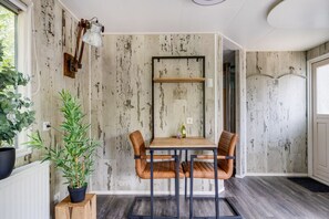 Dining - Chalet for Couples: Whirlpool, Sauna & Relaxation (Epe)