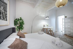 3 chambres, fer et planche Ă repasser, lit parapluie, Wi-Fi gratuit