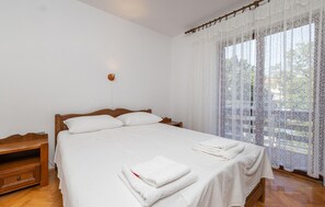 2 bedrooms, free WiFi, bed sheets