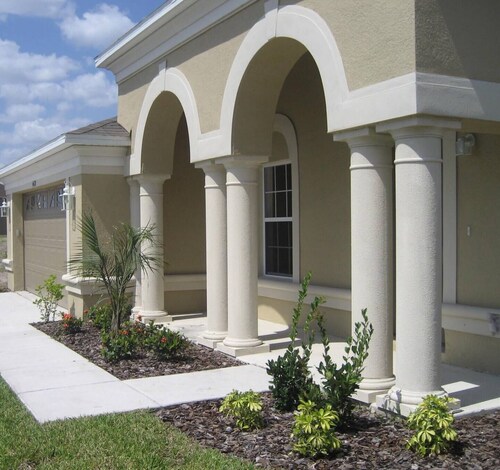 Entire Home, Private Backyard