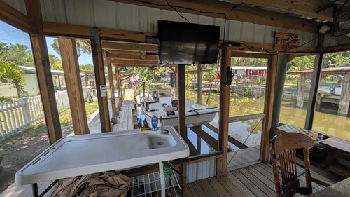 FREE BOAT to use at our Fish Camp, Water Front, Fish from Dock,Worm Farm,Pets OK