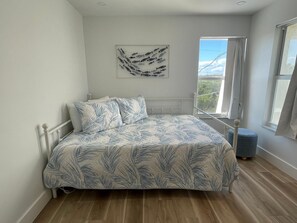 2 bedrooms, iron/ironing board, travel cot, free WiFi - Kawama Lagoon Retreat, Pools, Beach and Marina, Perfect for Families, Key Largo (Key Largo)