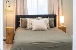 5 Schlafzimmer, Reisekinderbett, WLAN, Bettwäsche