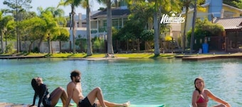 Nomads Riverside - Adventure Hostels & Coworking