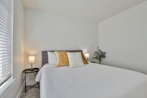 4 bedrooms, WiFi, bed sheets