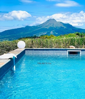 Pool - Villa Bèl Ti View Pool Sea and Pelee Mountain (Le Carbet)