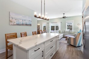 Interior - New! 3BR Beachside Stay w/ Pool & Amenities (Corolla)