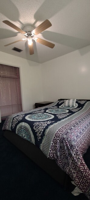 4 bedrooms, free WiFi, bed sheets