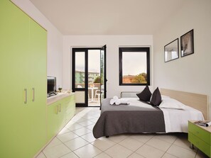 Standard Studio | Soundproofing, iron/ironing board, free WiFi, bed sheets - RESIDENCE LECCIO  (Asciano)
