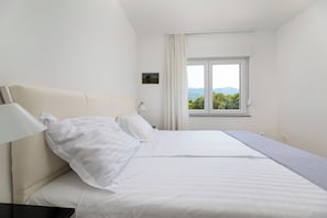5 bedrooms, WiFi