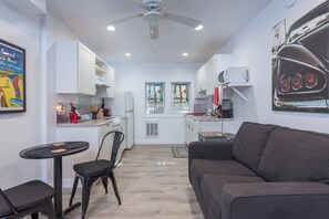 Interior - Downtown Treehouse | Walking Distance of Restaurants & Shops in Black Mountain! (Black Mountain)