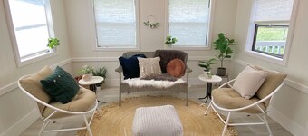 Comfortable & Elegant Home 